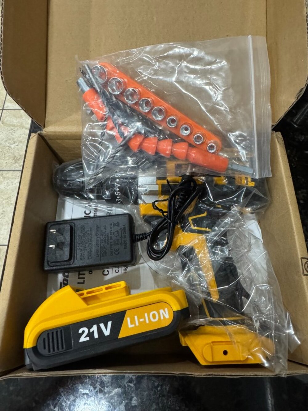 Fotrix 21V Cordless Drill Set - New (Open Box)